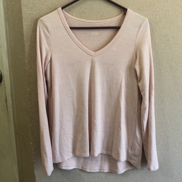 American Eagle Outfitters Tops - Pink top - long sleeved